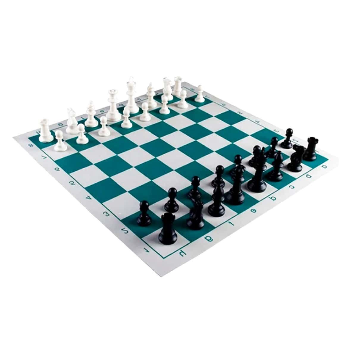 Tabuleiro e peças de jogo de xadrez